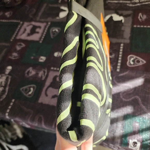 Hyde and eek glow in the Dark onepiece - Picture 3 of 3